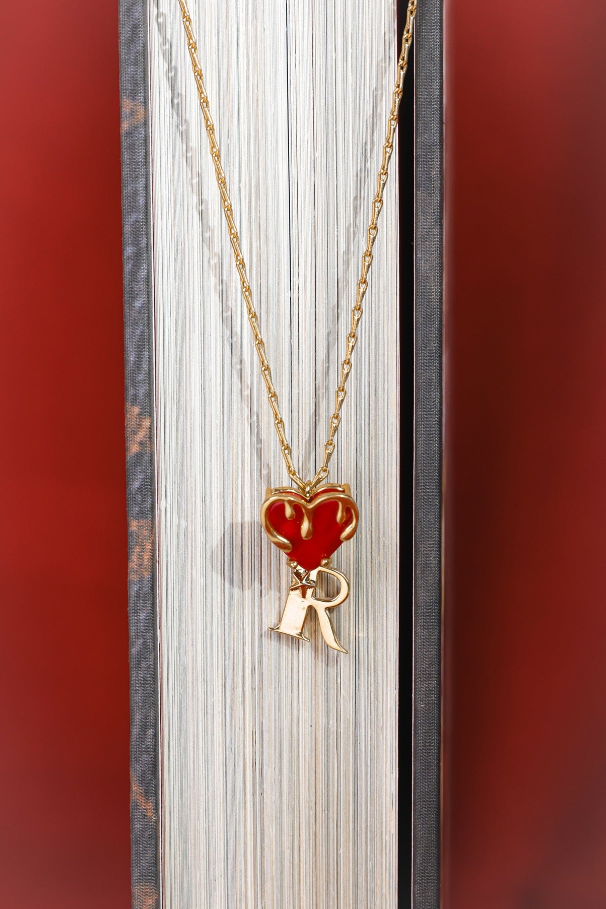 Bisou Love Links Pendant Necklace