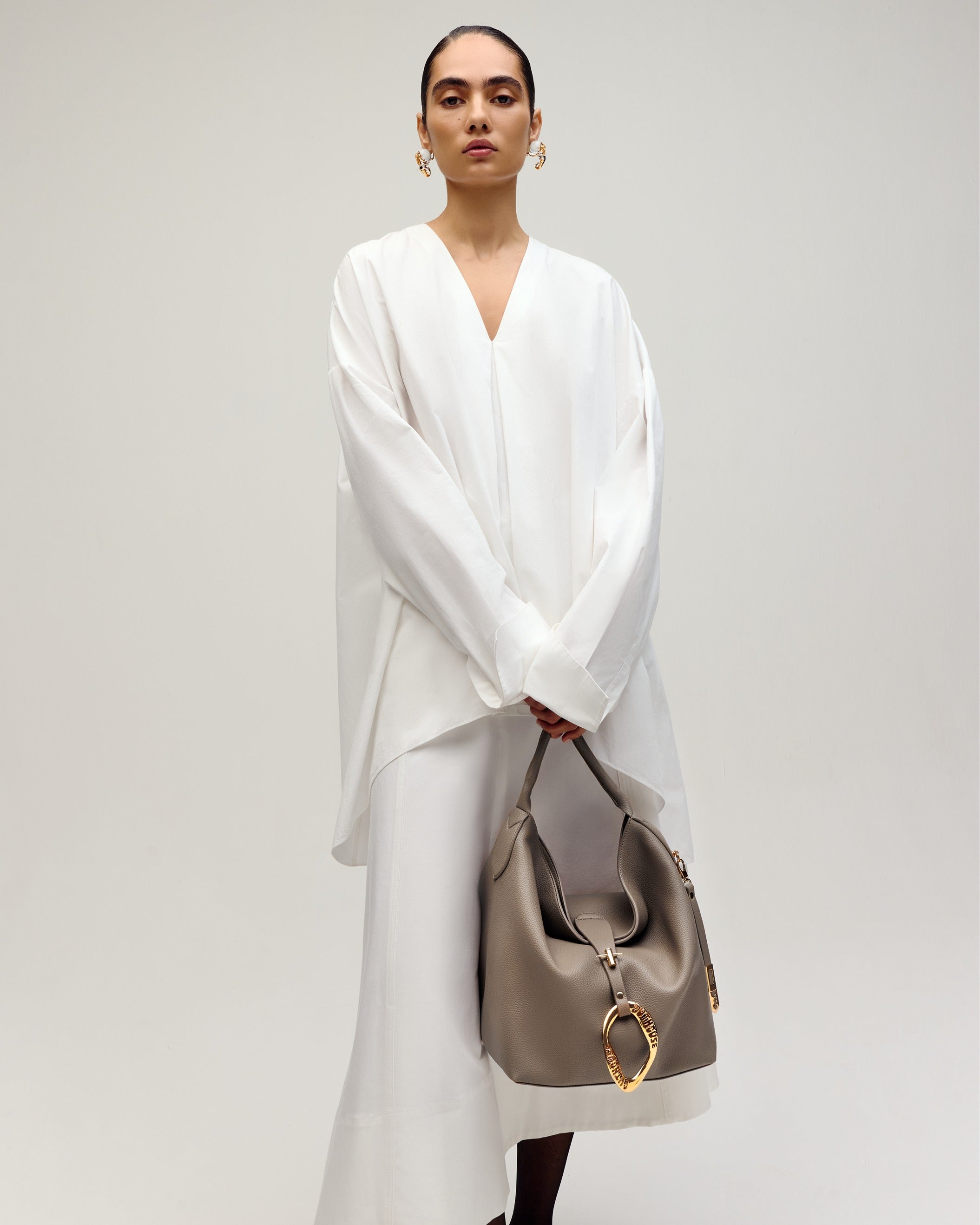 Le Sac Bag in Greige Taupe