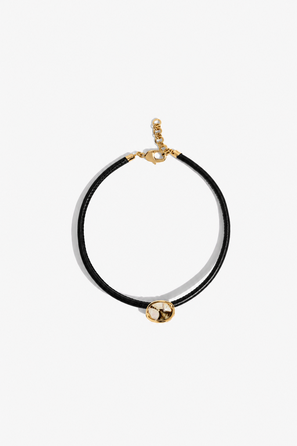 The Confessions Choker in Noir