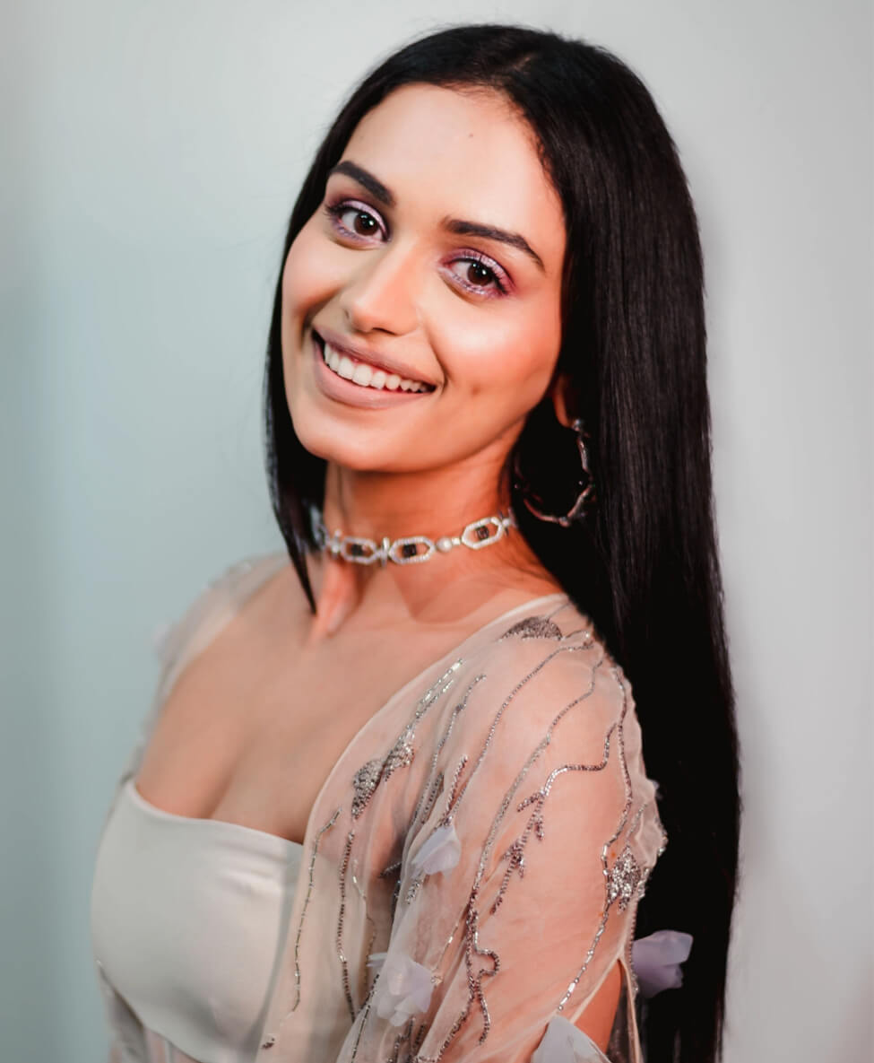 Manushi Chillar Celebrity Jewellery Online