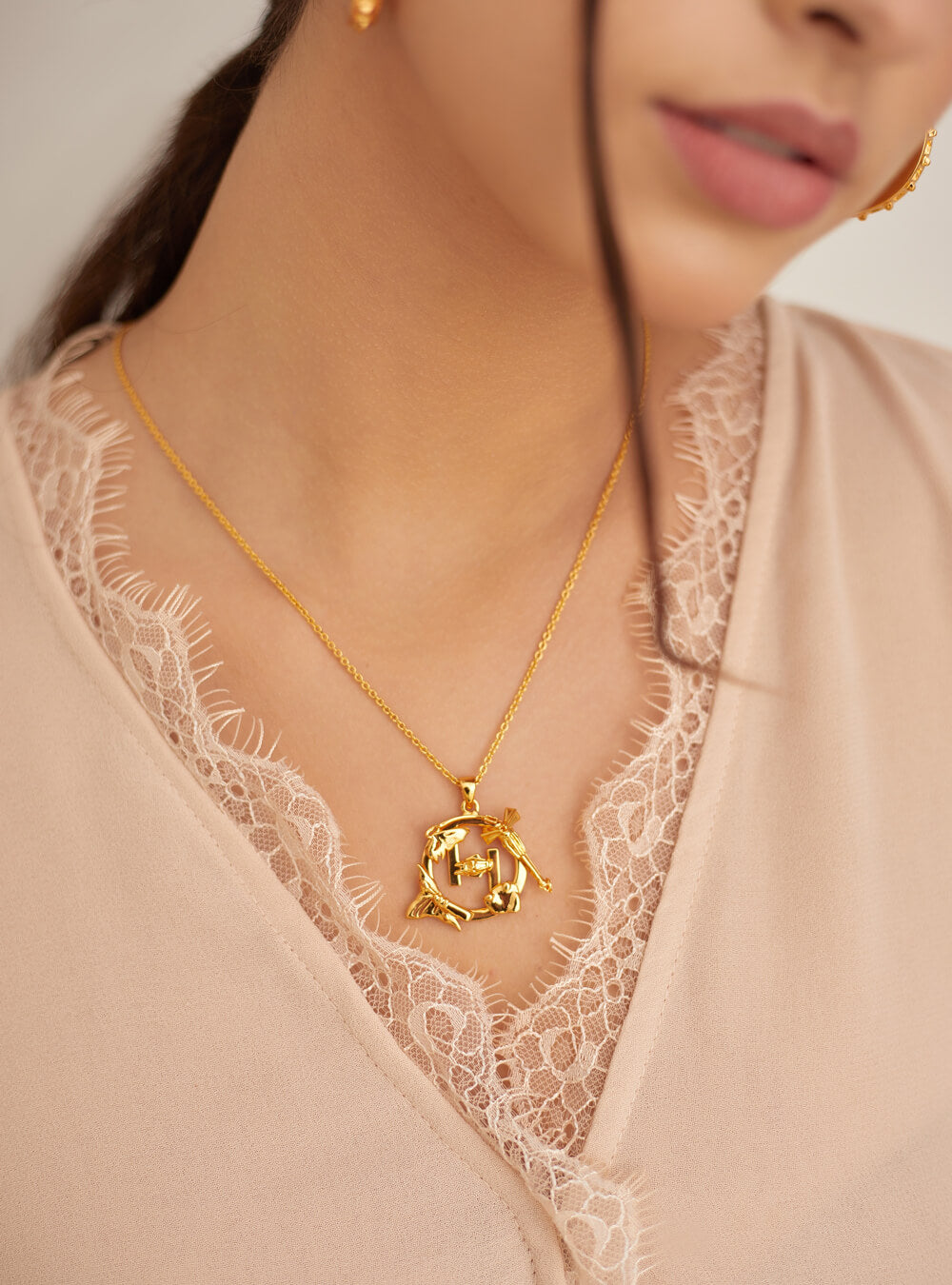 Women Mini Pendant