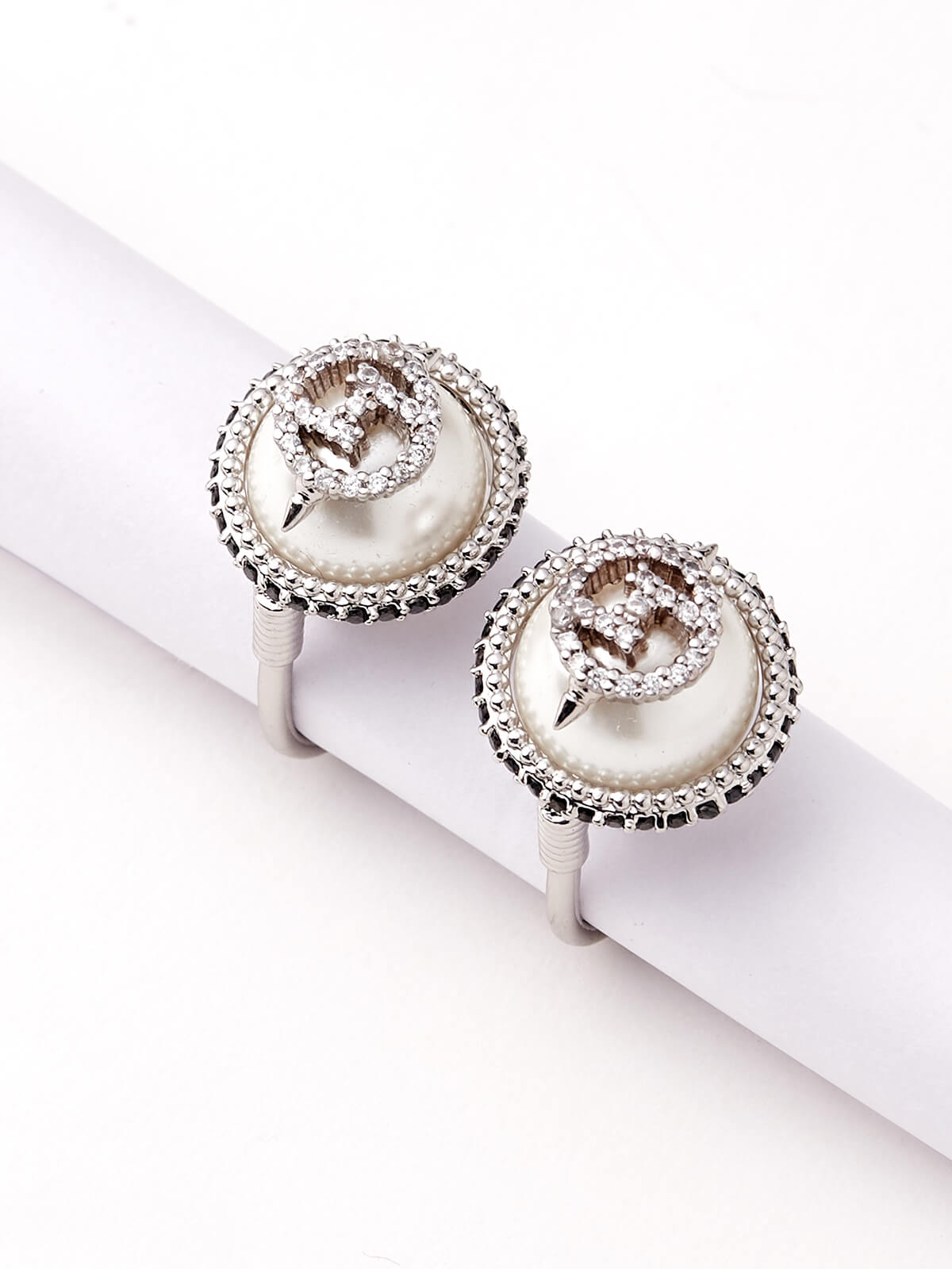 Fashion rings with