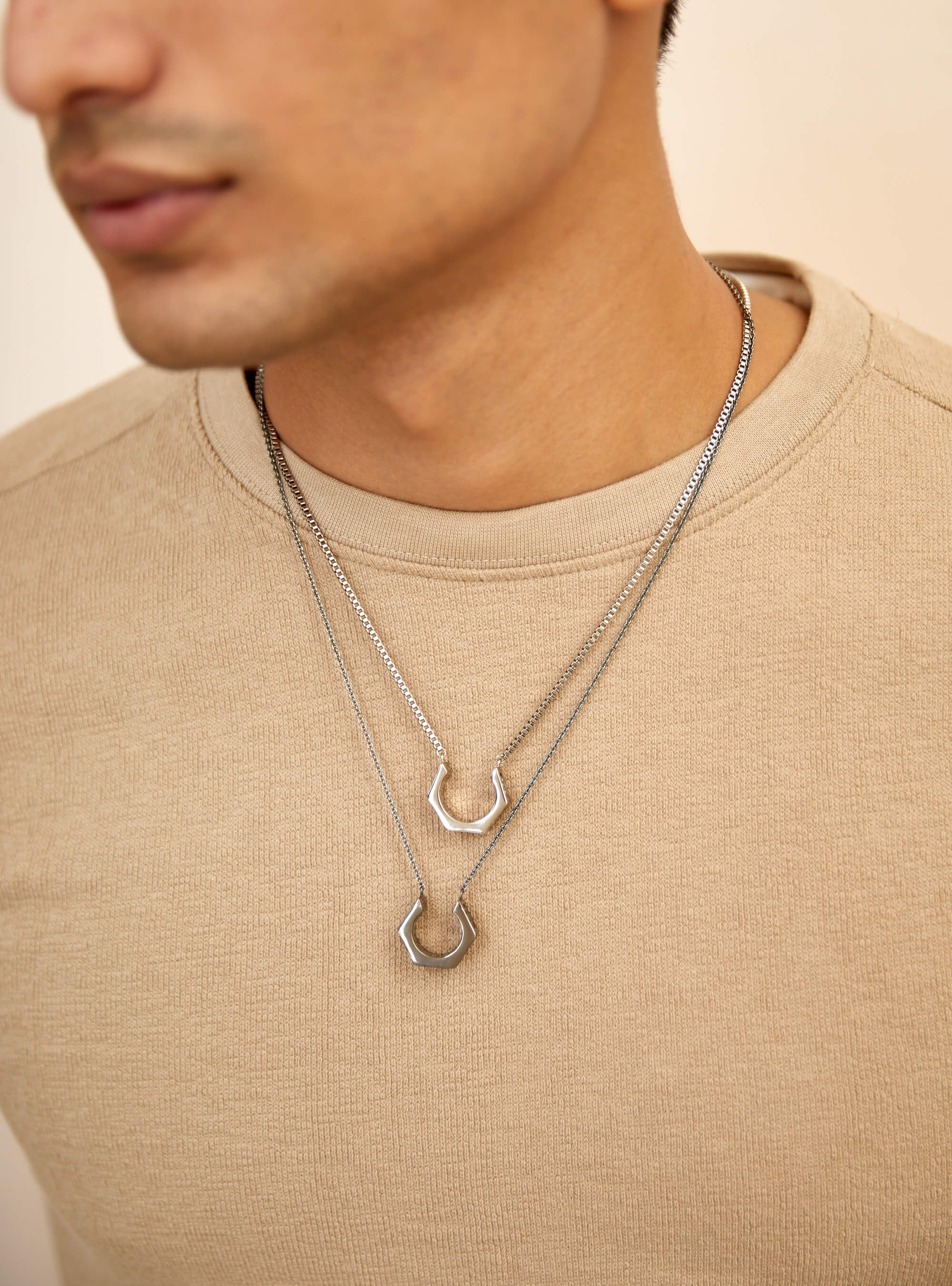 Mens Modern Pendant Chain