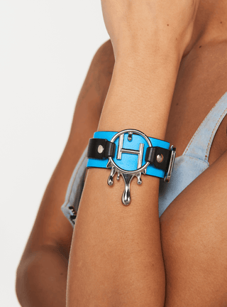 Drip "OH" Monogrammed Women Leather Bracelet In Ocean Blue