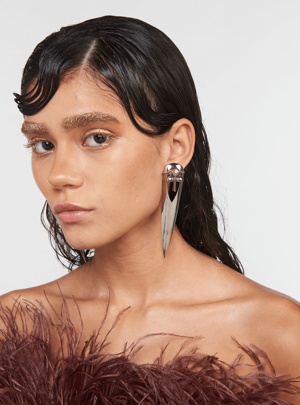 Gavi Spicule Stud Earrings In Silver Finish