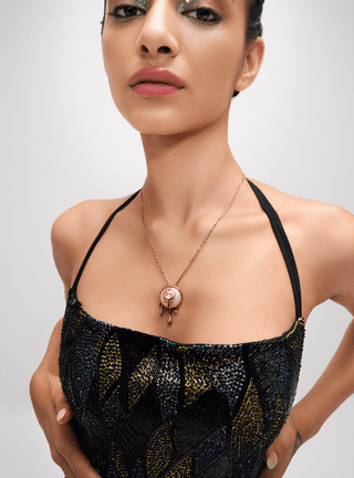 pearl pendant necklace with gold chain 