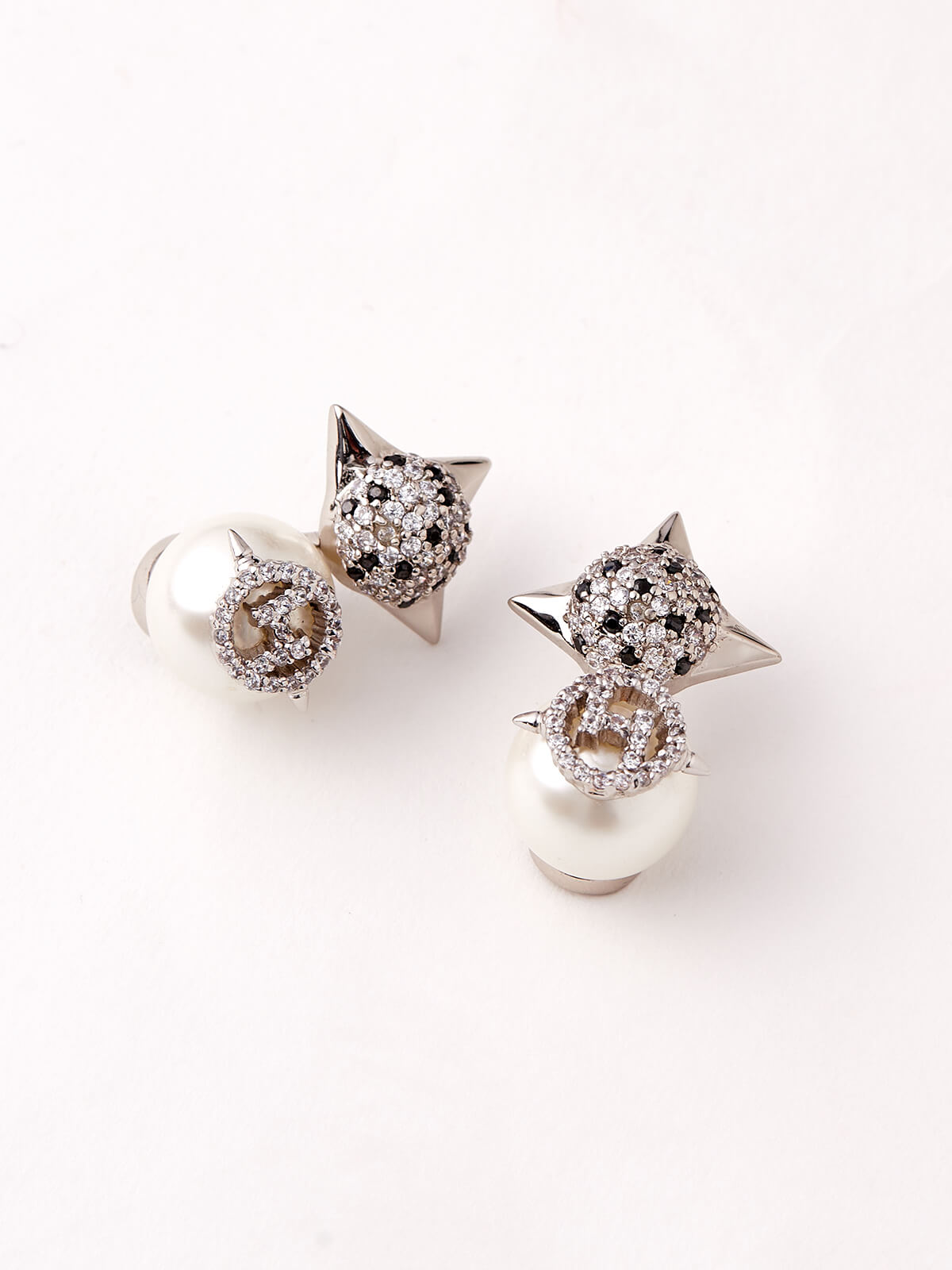 Studs jewellery for women