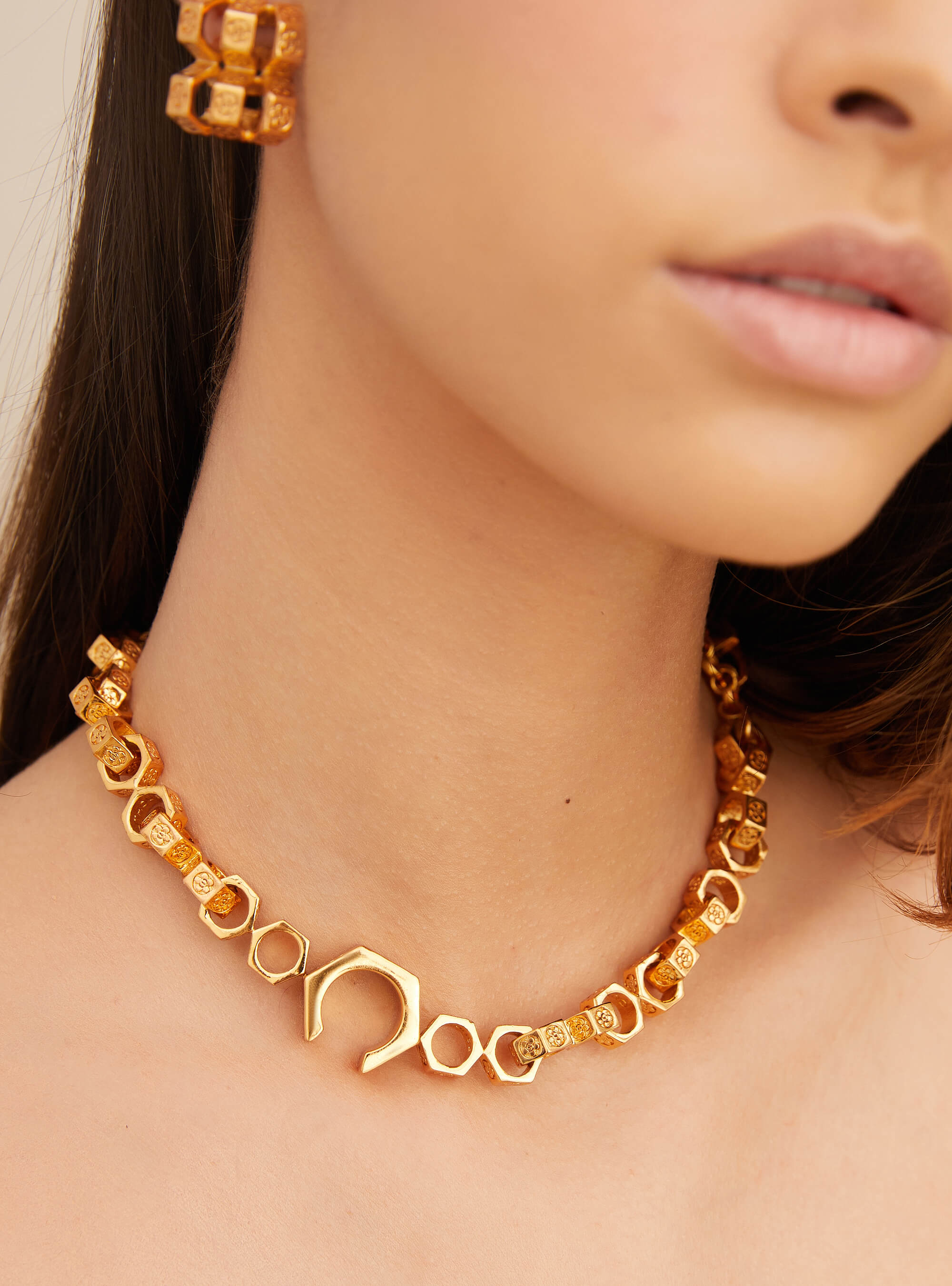 collar necklace