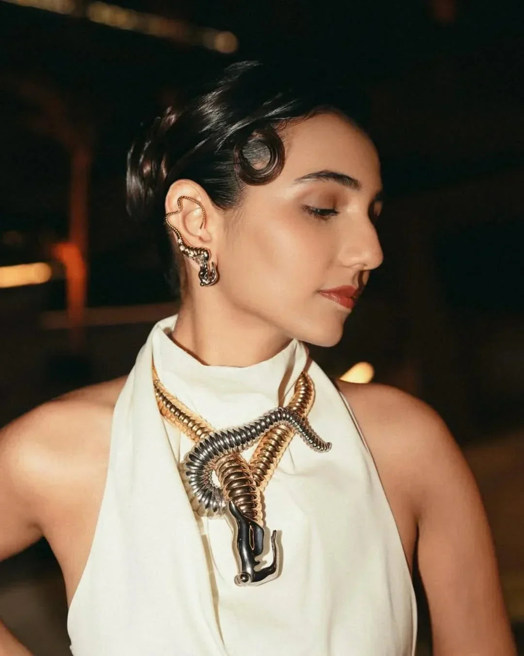 necklace for halter neck dress 