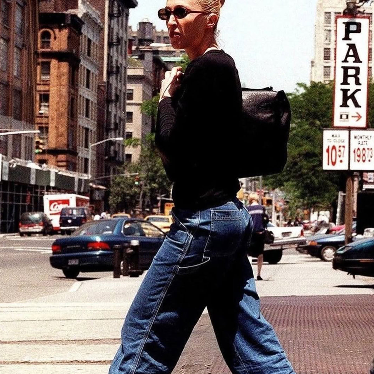 How to wear jewellery like Carolyn Bessette Kennedy?