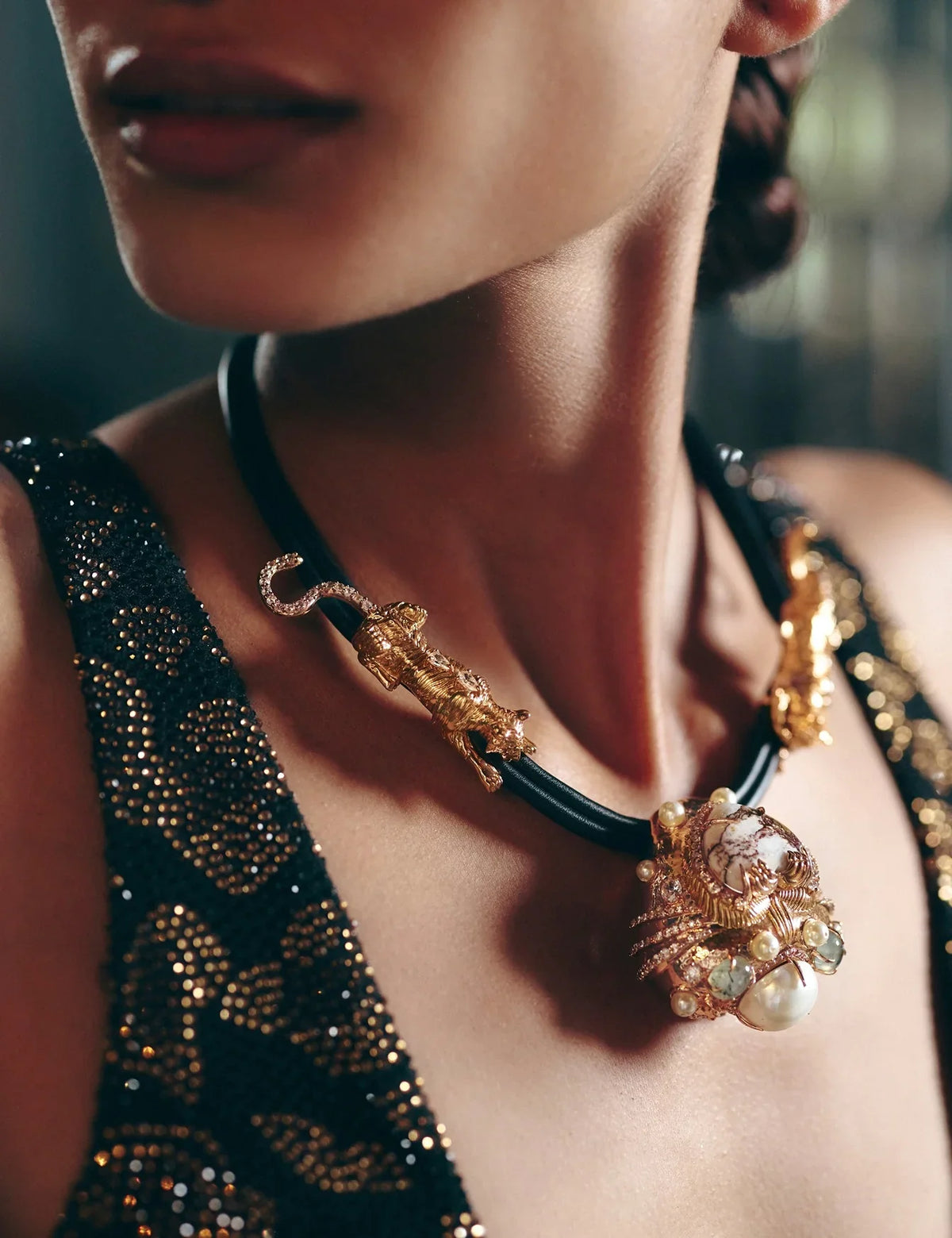 Statement Necklace: 7 Bold Pieces for Women Who Refuse to Blend In