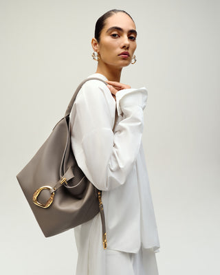 Le Sac Bag in  Greige Taupe