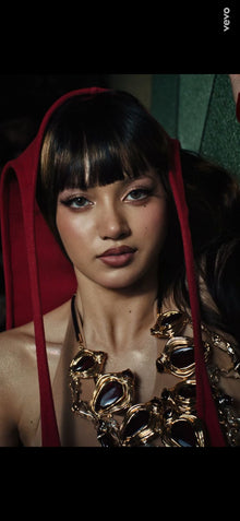 Lisa Manobal In Crimson Halo Lariat Necklace