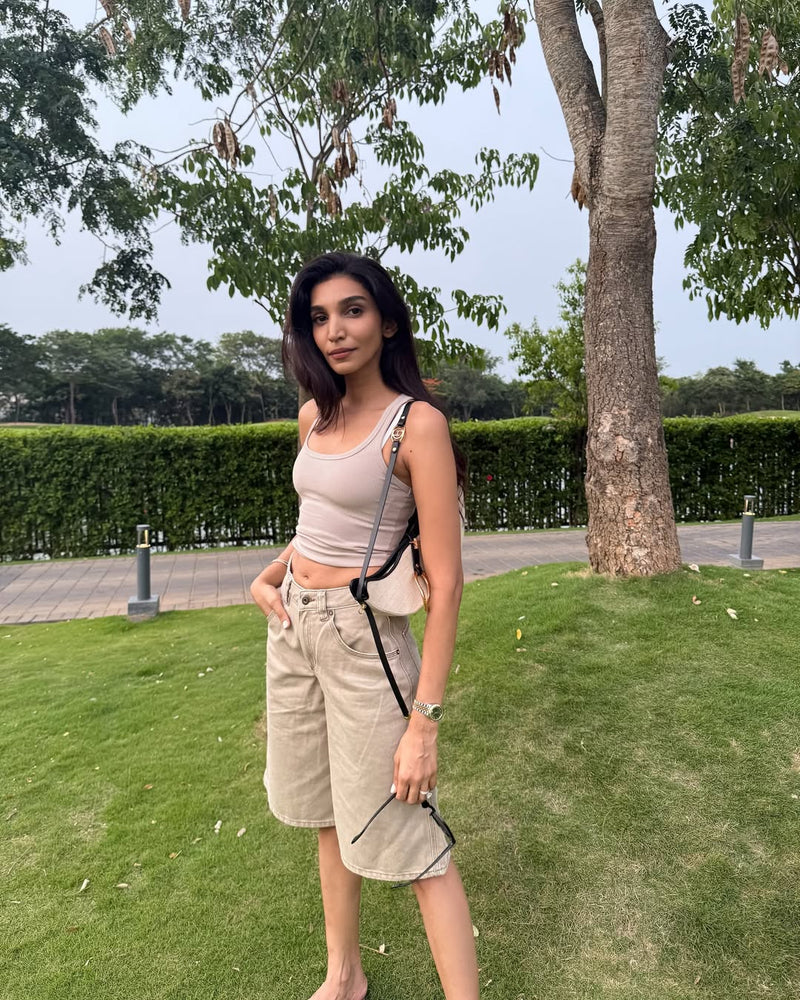 Nitibha Kaul In The Boss Swing Bag in Canvas Jute