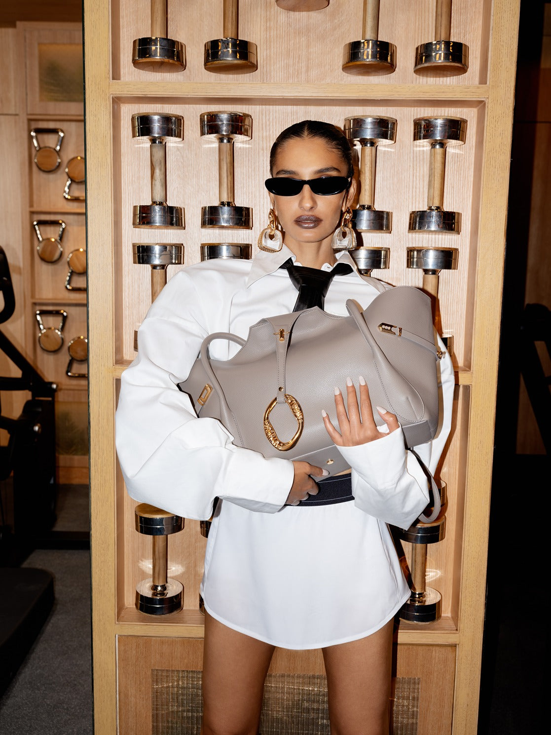 The Boss Tote Bag in Greige Taupe