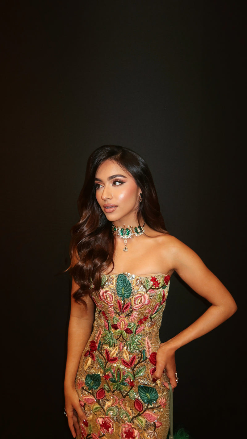 Gurleen Kaur In Le Palmier Choker Necklace