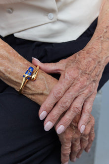Lazuli Sculpt Handcuff