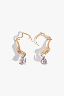 Seris Coil Ear Cuff