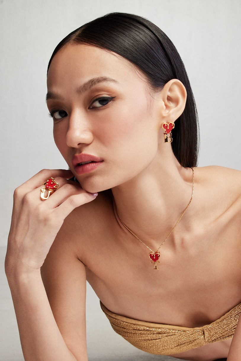 Bisou Love Links Pendant Necklace