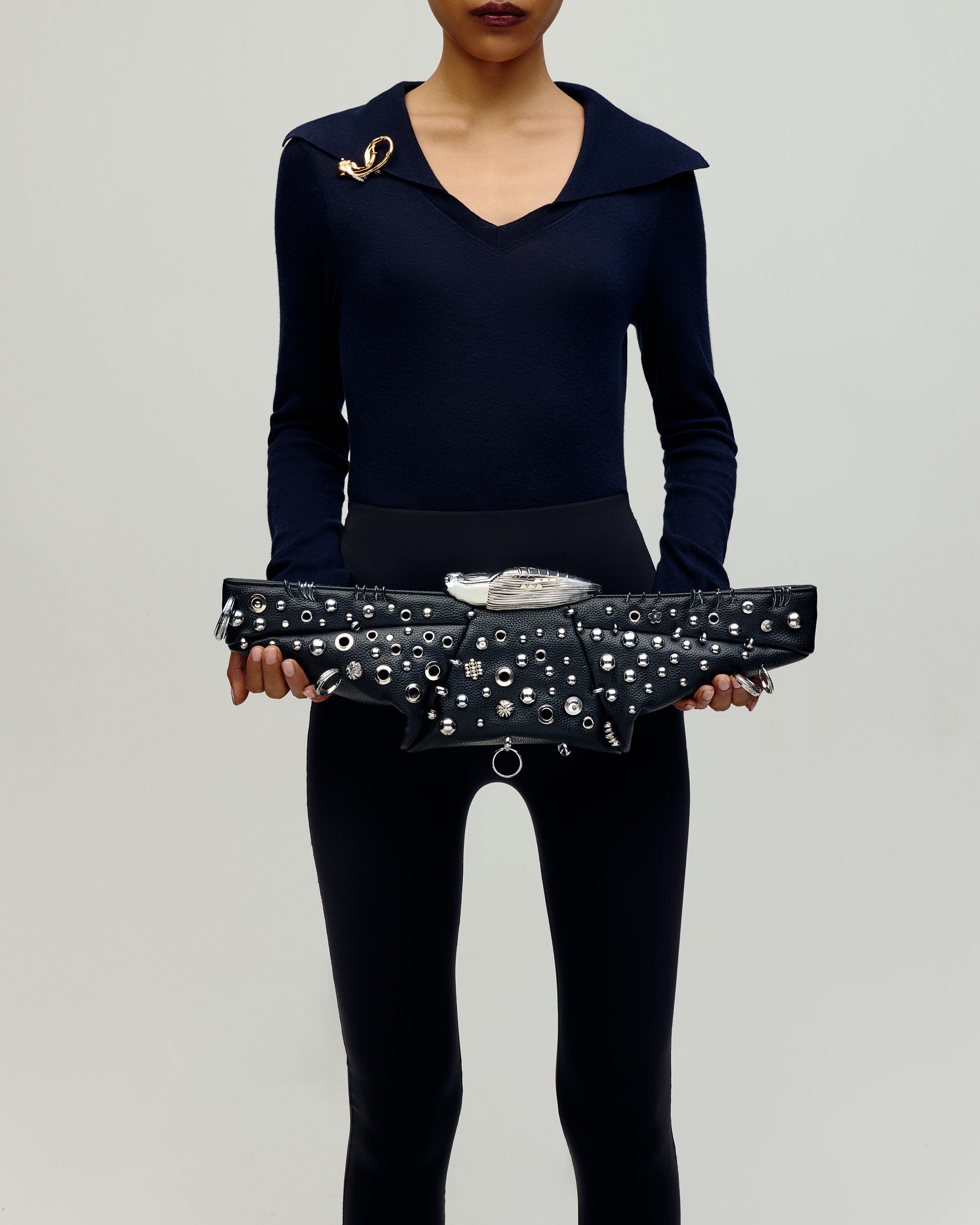 Koko Aeronaut Studded Klutch in Noir