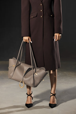The Boss Tote Bag in Greige Taupe