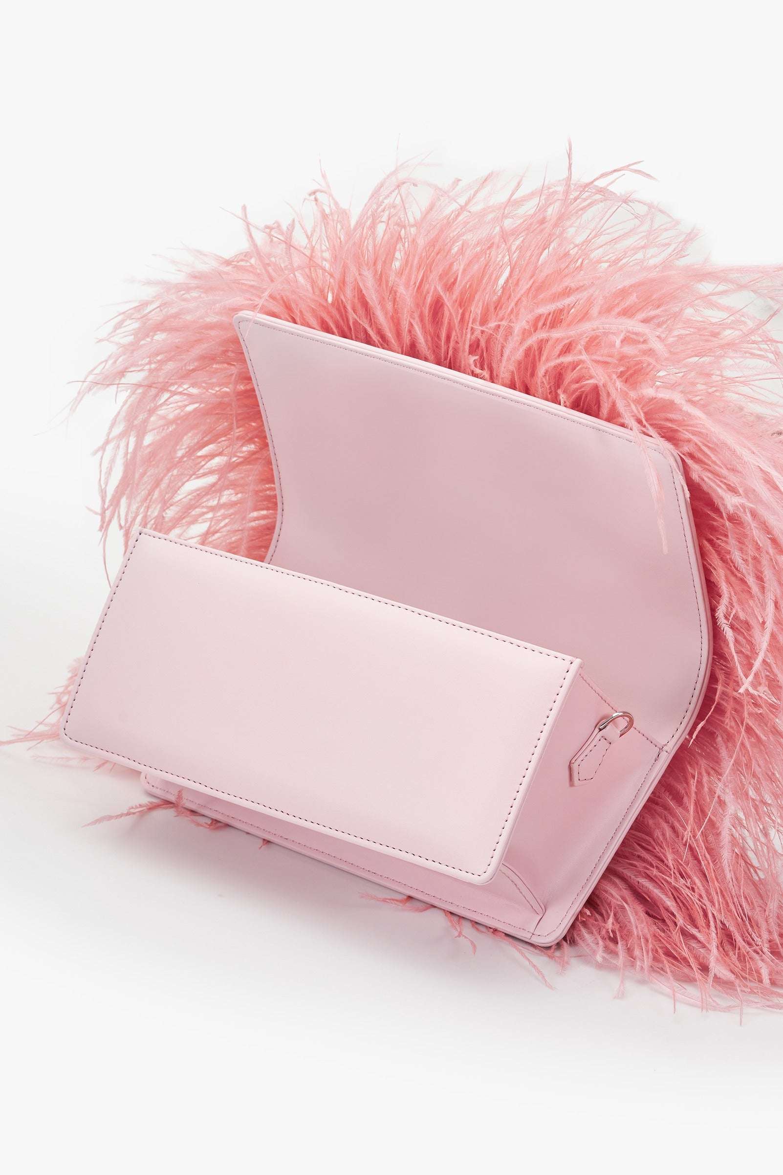 The Scarlet ƒ??Midiƒ?? Bag in Ostrich Pink