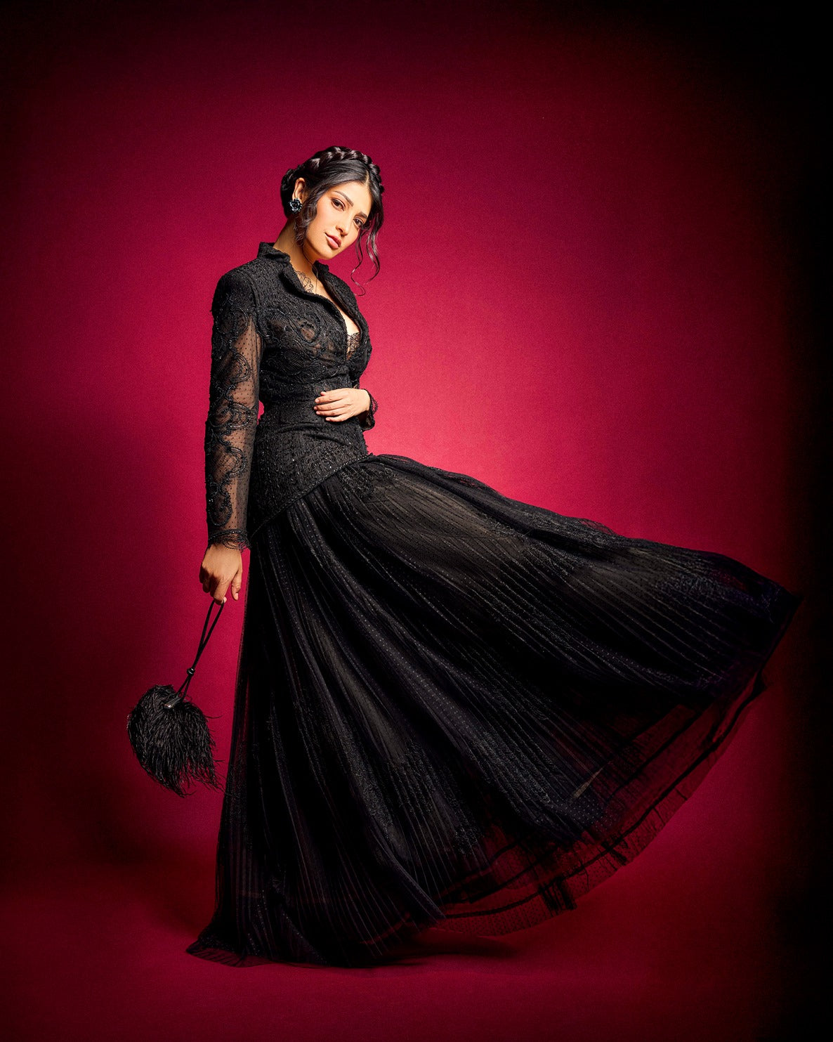 Shruti Hassan In The Scarlet Minivet Handbag in Caviar Black
