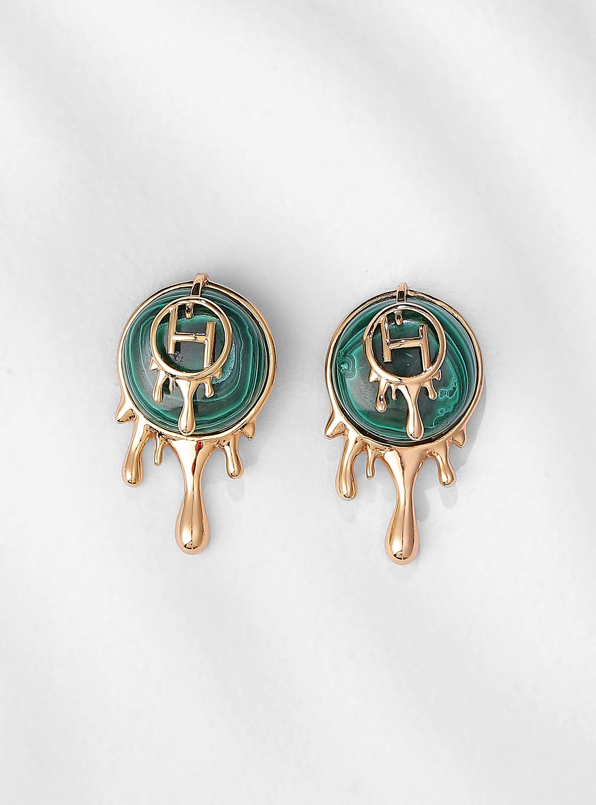 green earrings