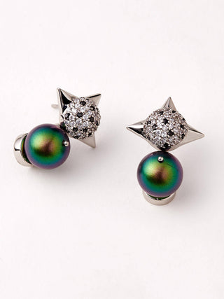 green tone pearl earrings