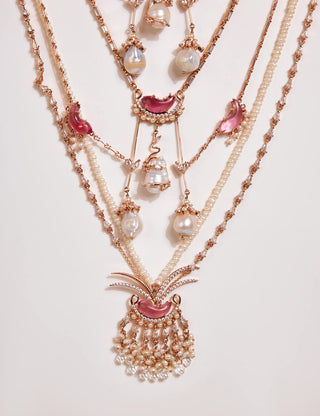 Rose Gold Necklace for Women & Girls (Luxury Design) Rose Gold Necklace for Women & Girls (Luxury Design)