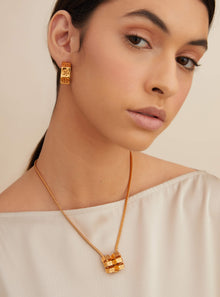 22kt Bolt Pendant Necklace