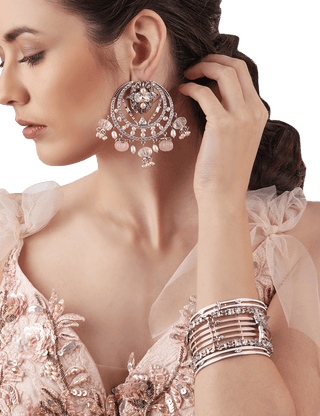 Latest 2025 hand jewellery