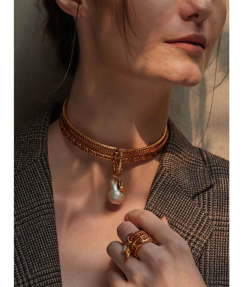 Chunky choker necklace