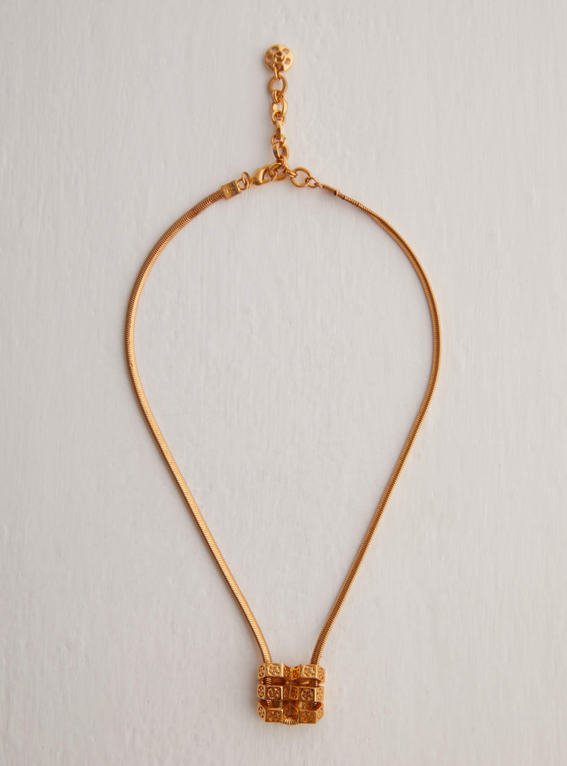 Dainty Gold Pendant