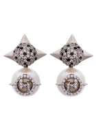 Studs earrings in silver