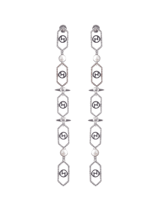 Fashion earrings in silver & pearl