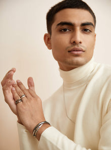 Mens luxurious ring
