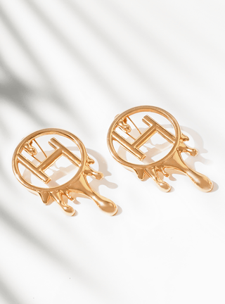 Drip "OH" Maxi Earrings In Gold Finish