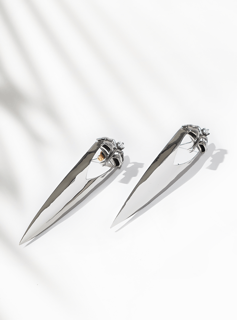 Gavi Spicule Earrings In Silver Finish