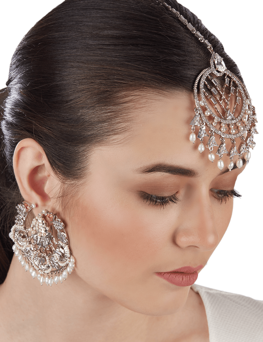 Maang Tikka Passa Designs for Brides | Bridal hair accessories, Bridal  jewellery design, Hair accessories