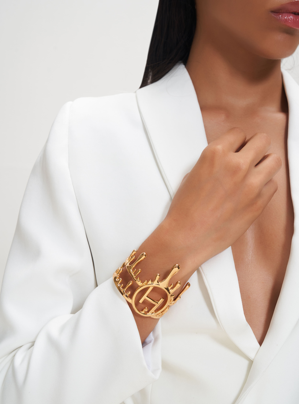 Free Fall Gold Handcuff For Women 