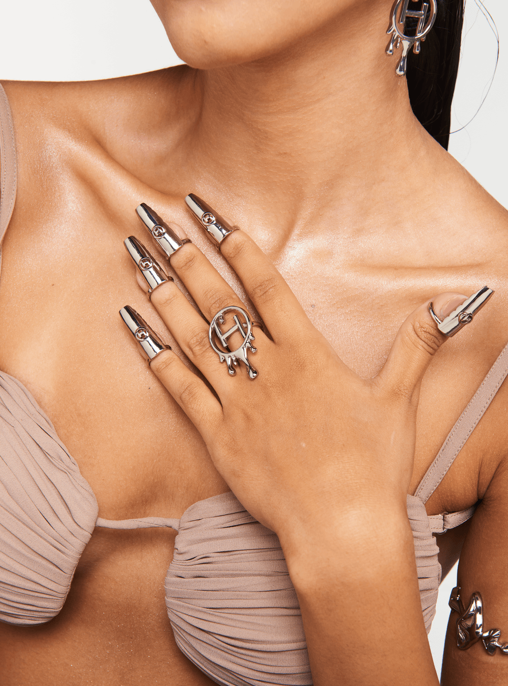 Ring Trends 2024: Latest Ring Styles That are in Style – Outhouse