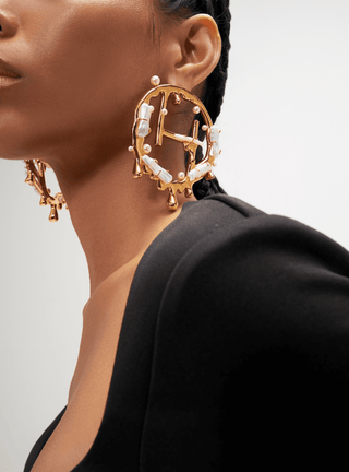 statement earrings with keshi pearls 