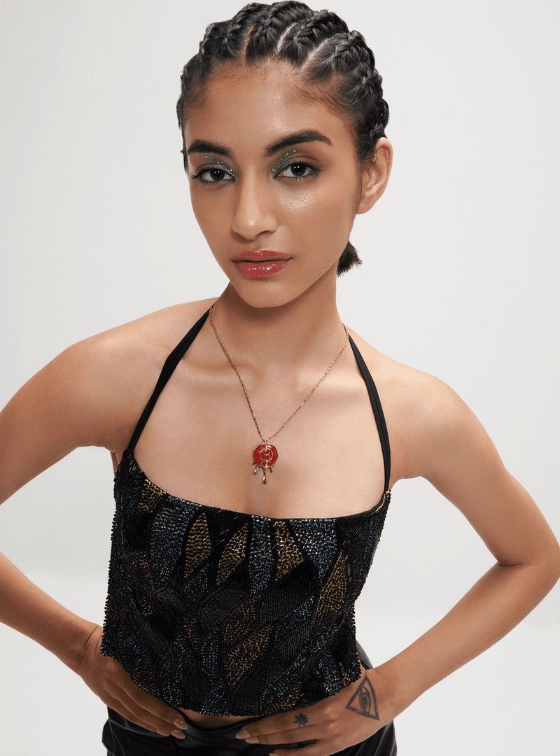 modern pendant necklaces