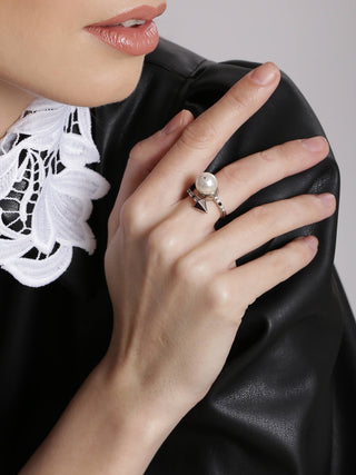 Fashion Frill Ring For Girls Golden Ring AD Studded Heart Multi Designs  Gold Plated Boho Ring Finger Ring Set For Women Girls Jewellery Valentine  Ring Combo Set : : Fashion