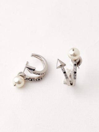 contemporary silver hoop earrings