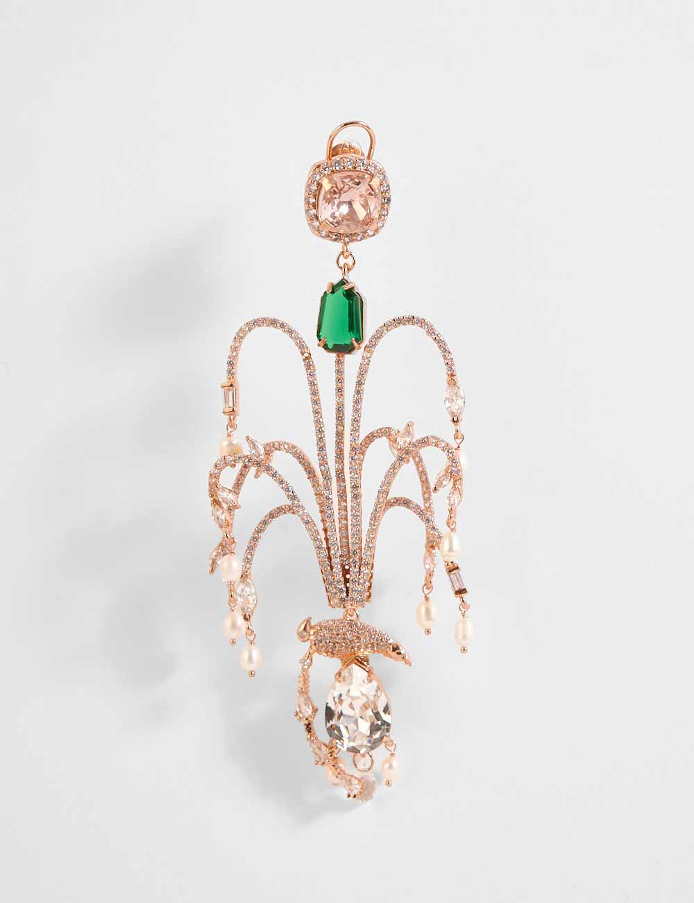fountain shape earrings