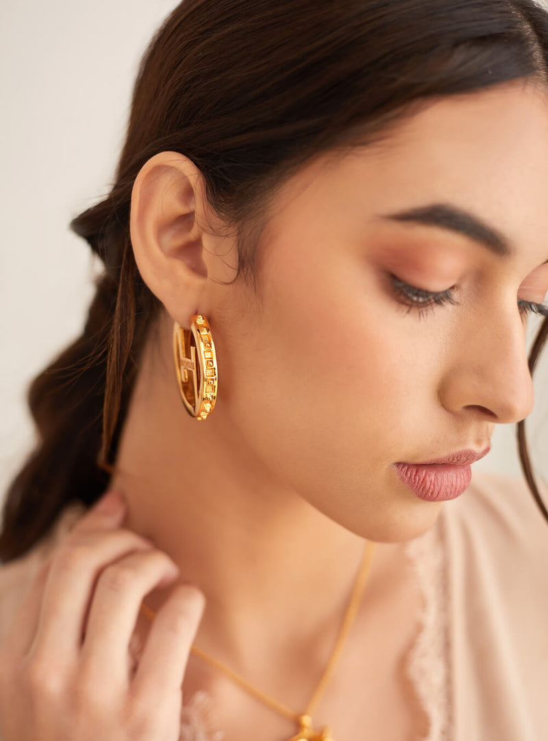 gold hoop earrings for women