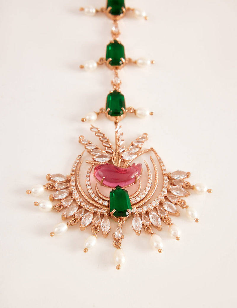 handcrafted maang tikka