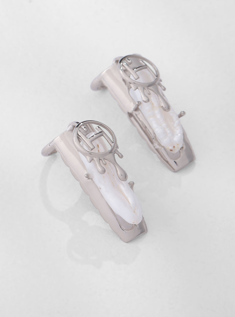 designer fingertip ring